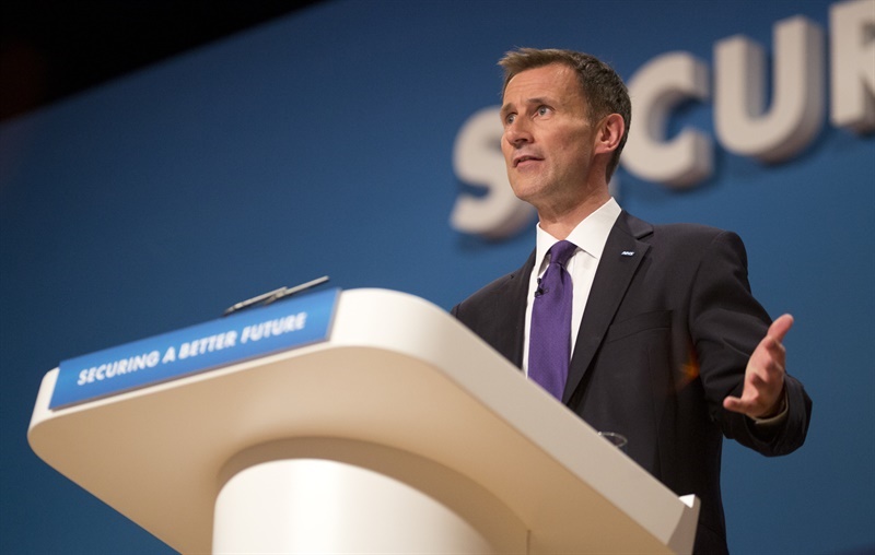 Hunt promises to make NHS ‘self-sufficient in doctors’ by 2025