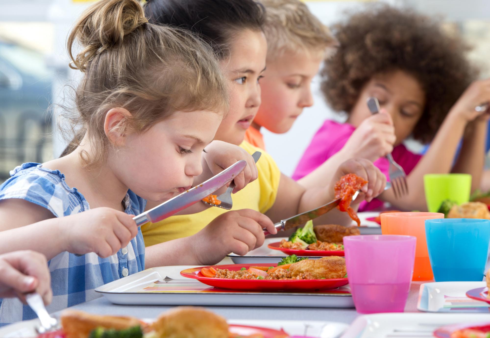 children eating