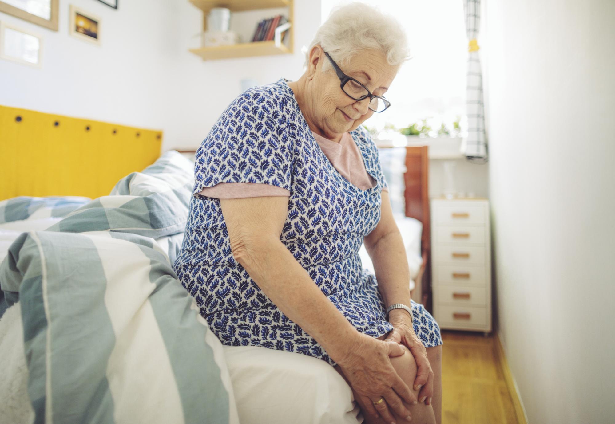 Elderly woman with musculoskeletal pain