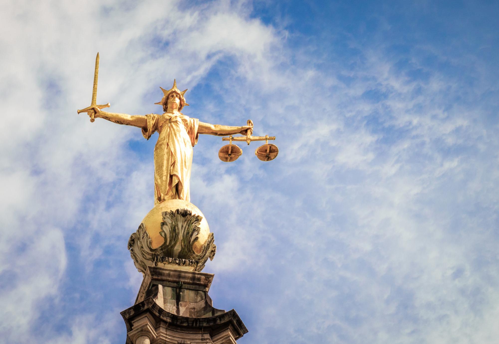 Statue of Lady Justice depicting the statutory powers given to the Lucy Letby inquiry