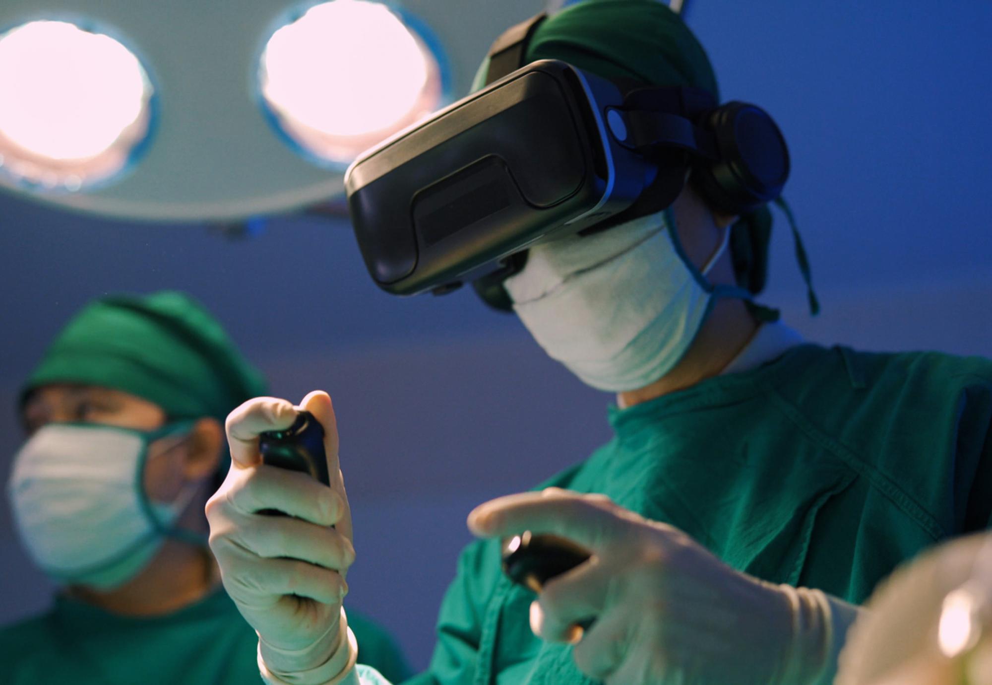 Augmented reality headset