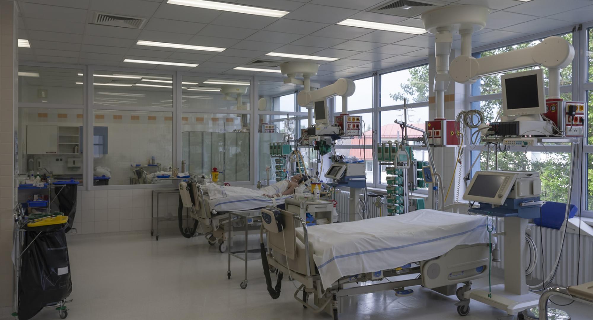 Intensive care unit