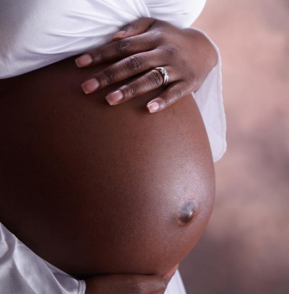 pregnant black woman
