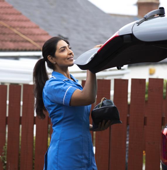 nursing closing boot of car