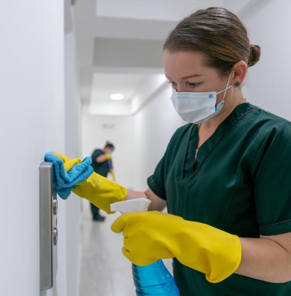 Hospital cleaner using a microfibre cloth