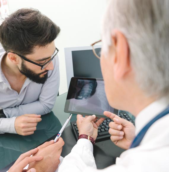 Doctor discussing lung cancer