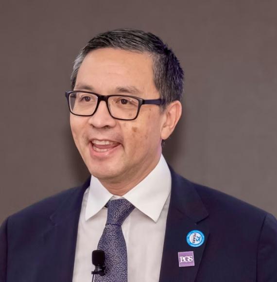 Dr Adrian Hayter
