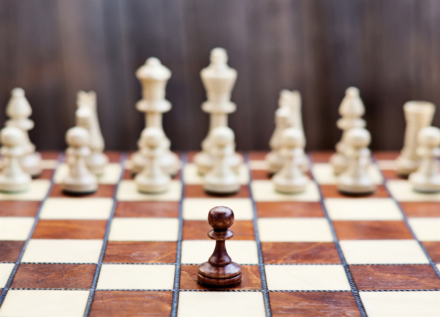 301 2500x1800 - Playing the blame game - chess pieces 301 2500x1800 - Playing the blame game - chess pieces