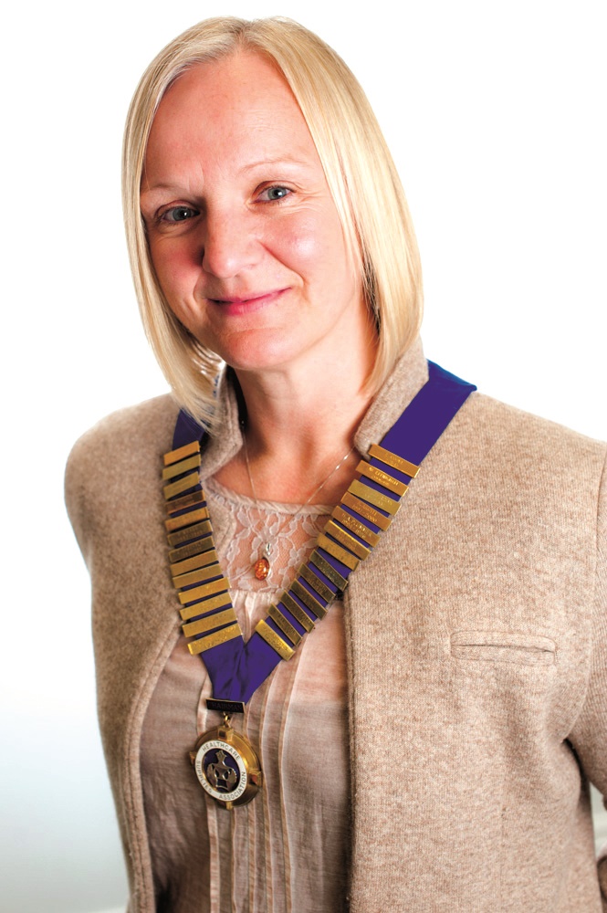 Helen Lisle