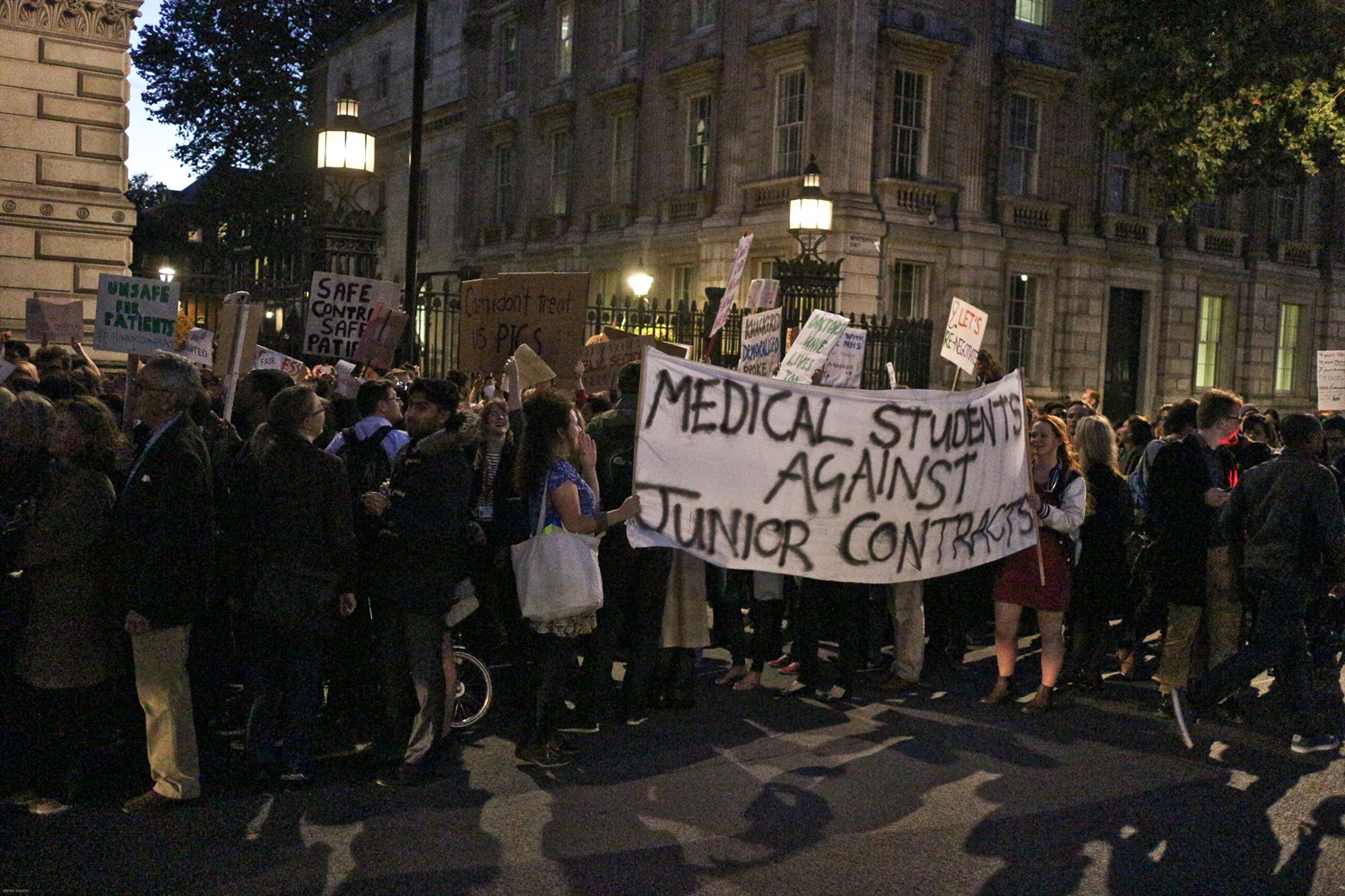 Not Safe - Not fair protest by doctors, junior doctors and medical students in central London 28th September 2015  4. c. Steve Eason