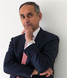 Professor the Lord Darzi resize 635598503629390000